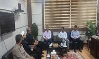  مدیرکل بنیاد مسکن انقلاب اسلامی استان بوشهر با حضور در فرمانداری، با مسعود تنگستانی، فرماندار شهرستان جم دیدار و در خصوص مسائل و موضوعات مرتبط با حوزه عمران روستایی، طرح‌های هادی، مقاوم‌سازی واحدهای مسکونی و روند اجرای پروژه‌های بنیاد مسکن در شهرستان گفت‌وگو کرد. ‌